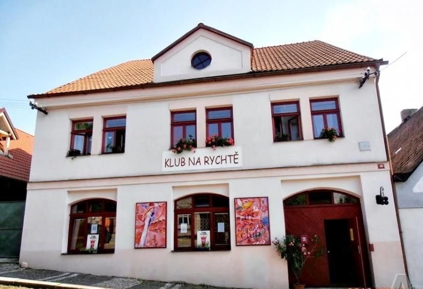 Rychta Acomodação com café da manhã Rataje nad Sázavou Exterior foto